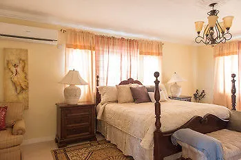 Bed and Breakfast Khastle Khodero à Montego Bay 3*,  Jamaïque